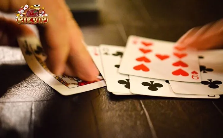 Kinh Nghiệm Chơi Bài Phỏm Rikvip Chi Tiết Game Thủ Mới Kinh Nghiệm Chơi Bài Phỏm Rikvip hay cho người mới bắt đầu